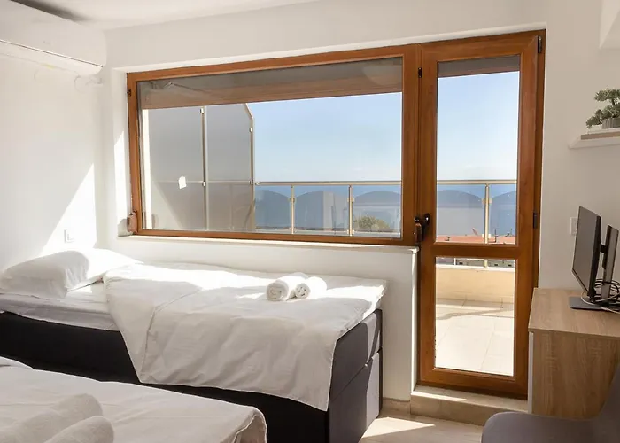 Spacious 3bd Flat With Large Terrace&sea View By Flat Mаnager Варна