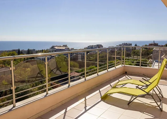 Spacious 3bd Flat With Large Terrace&sea View By Flat Mаnager Варна